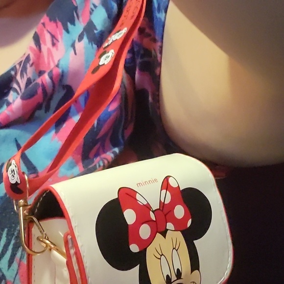 Minnie Mouse DIisney Mini Purse New in Package Little Girls or Disney Lovers - Picture 7 of 9